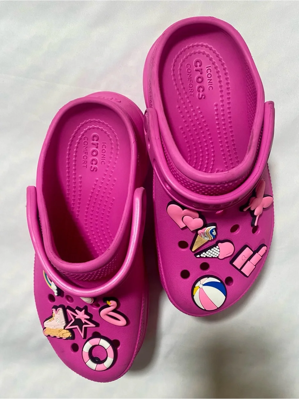 CROCS Iconic comfort Classic Platform Clog in Hot Pink with Jibbitz Charms